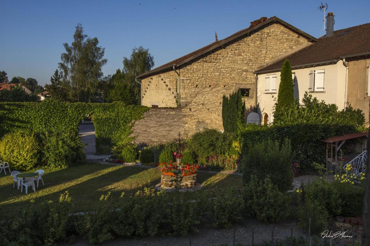 Bed and Breakfast Chez Pierre Remoncourt Exterior foto